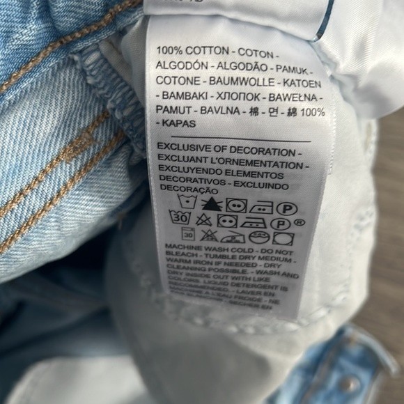 LEVI'S Wedgie Short Light Blue Wash Awesome Street High Rise Raw Hem US 25 - Picture 8 of 12